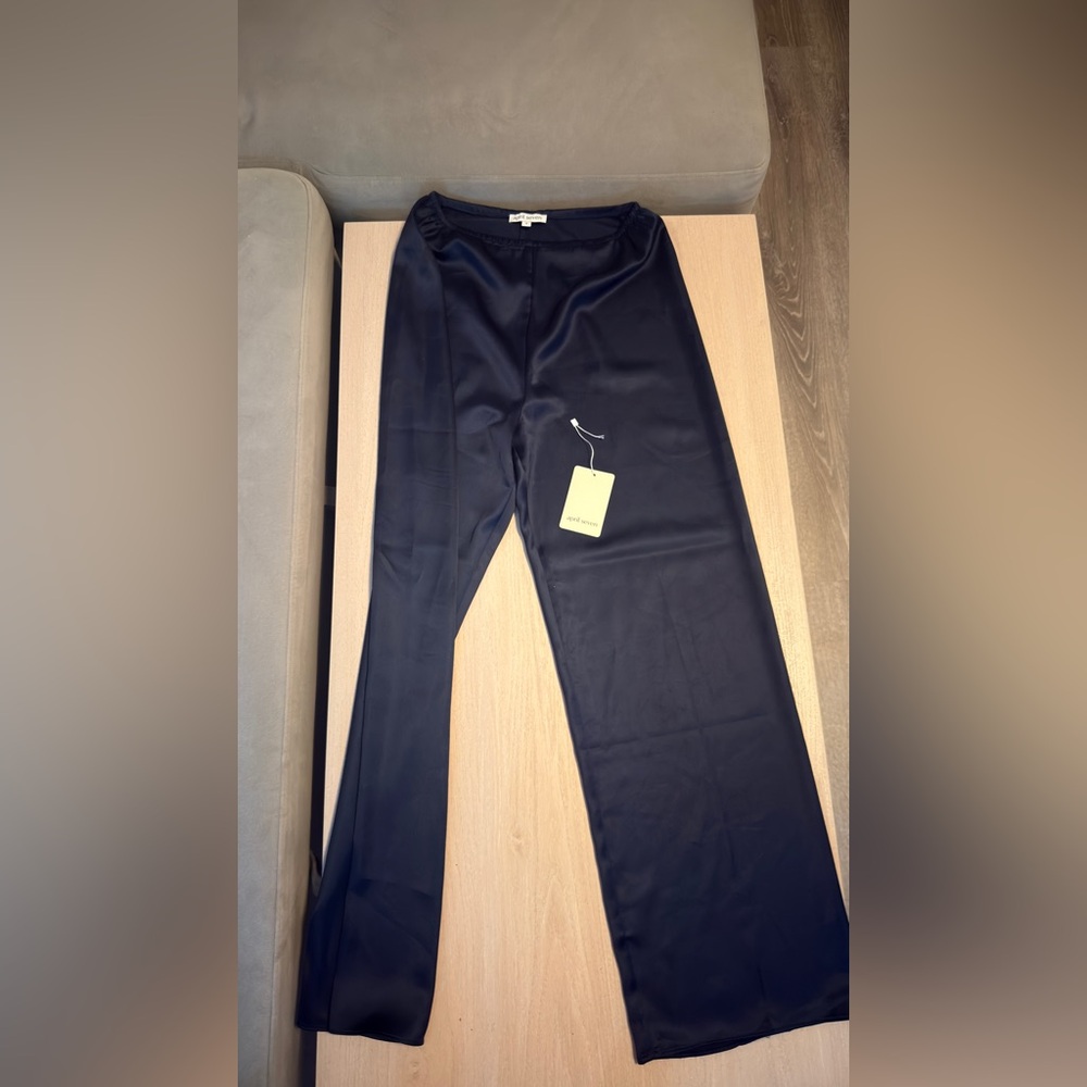 APRIL SEVEN APRIL SATIN PANT - Navy - Picture 2 of 4